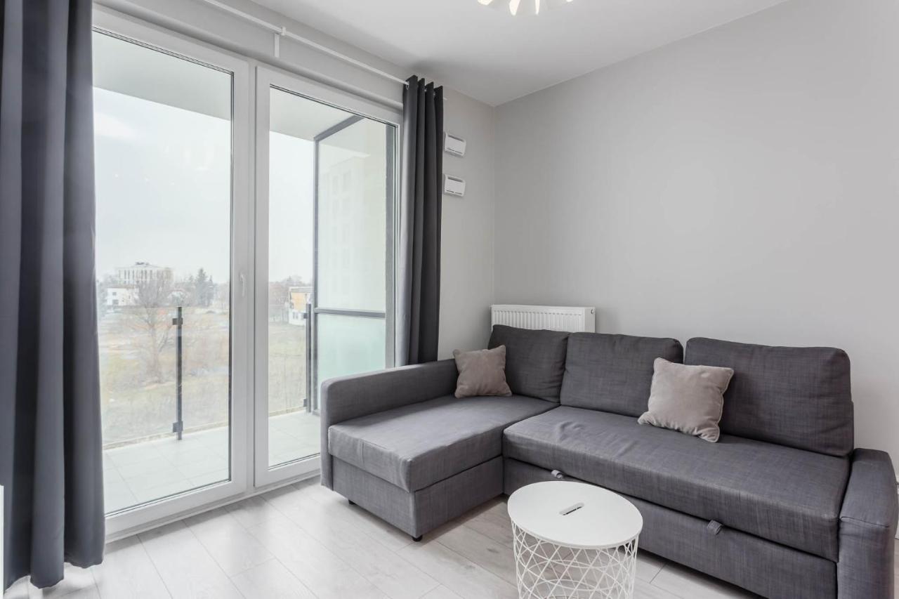 Chill Apartments Ursus Варшава Экстерьер фото